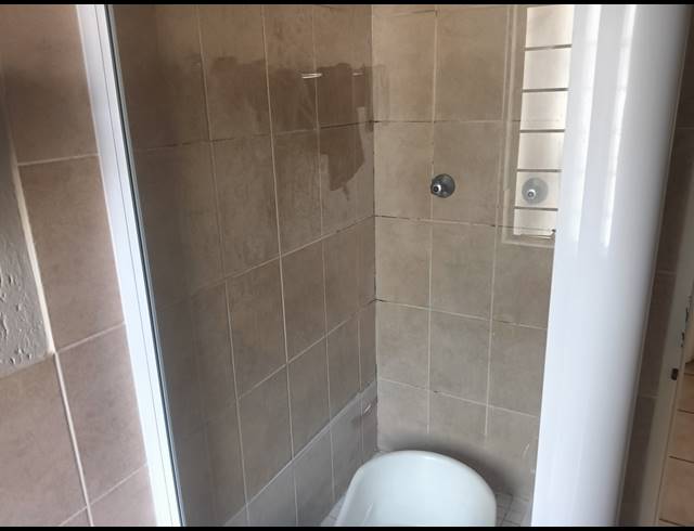 2 BEDROOM SECTIONAL TITLE FOR SALE IN KLIPPOORTJE